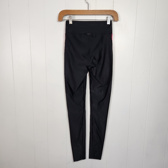 KORAL Dynamic Duo Mesh-Inset Leggings Black Pink Size XXS New Activewear Yoga - Picture 6 of 9